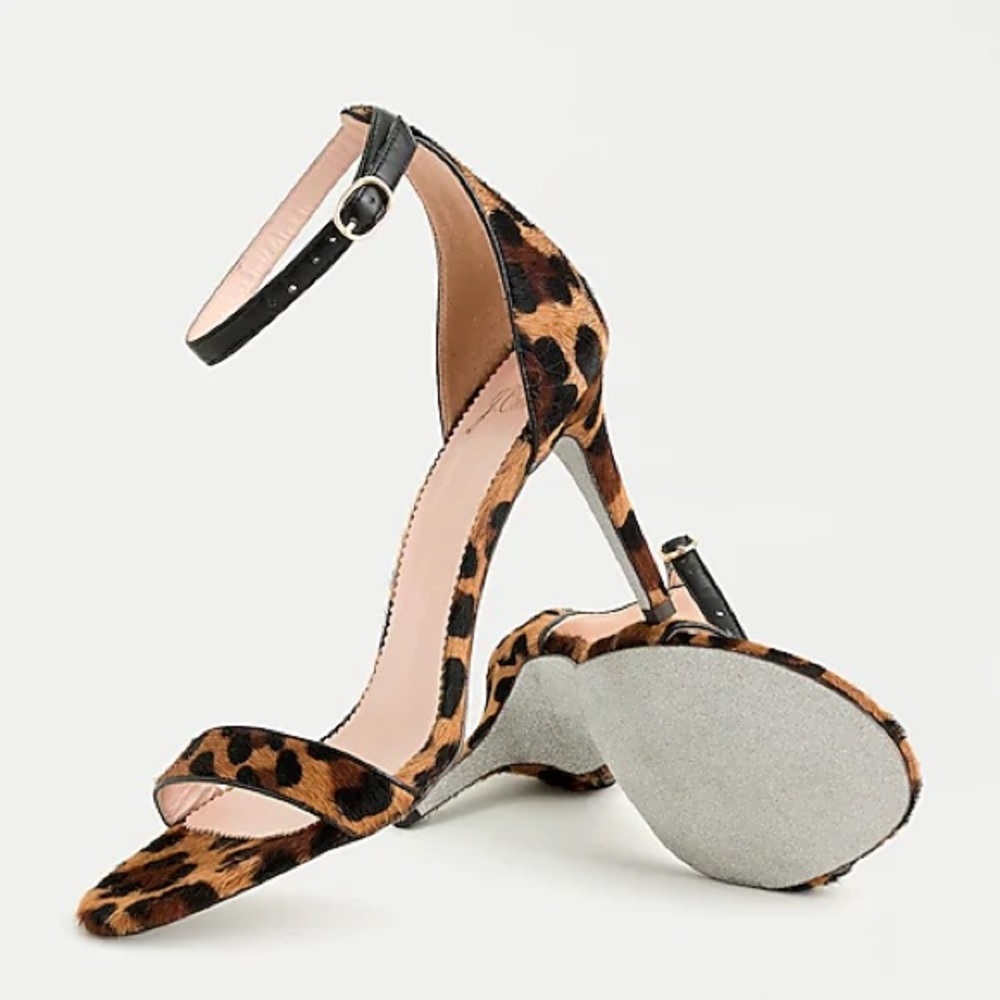 NIB Riley sandals leopard calf hair w glitter sole